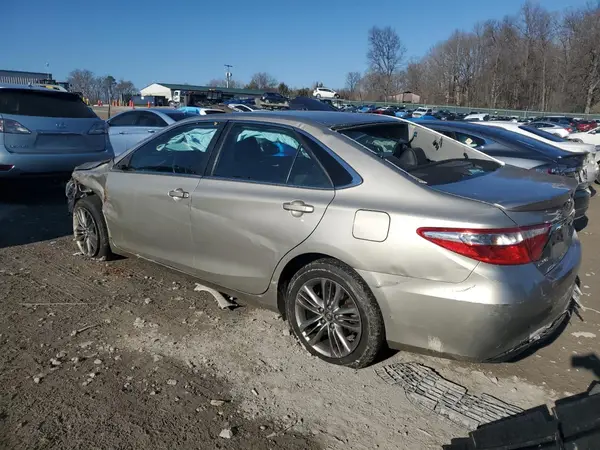 4T1BF1FK2HU809148 2017 TOYOTA CAMRY - Image 2