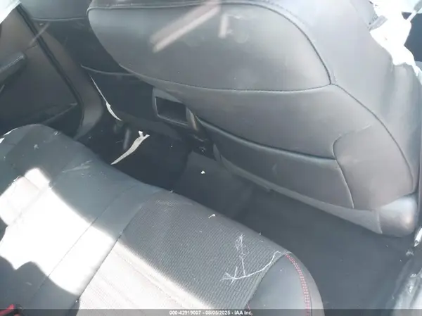4T1BF1FK2HU814656 2017 TOYOTA CAMRY - Image 8