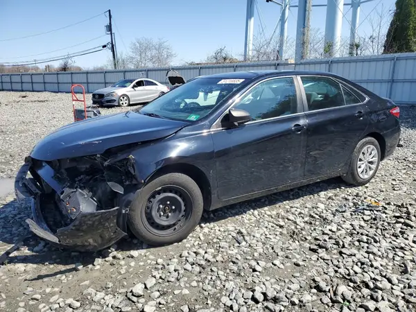 4T1BF1FK3GU118614 2016 TOYOTA CAMRY - Image 1