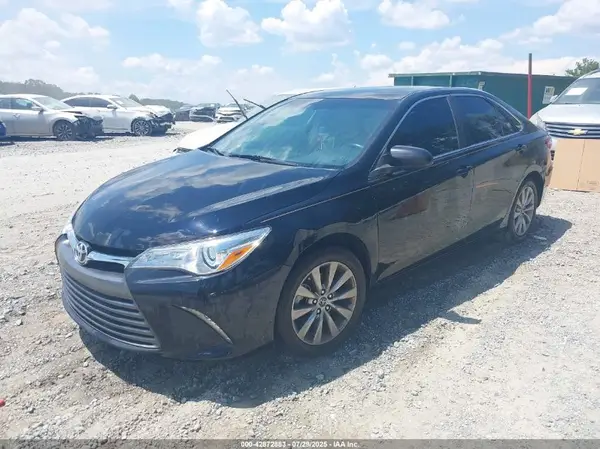 4T1BF1FK3GU127474 2016 TOYOTA CAMRY - Image 2