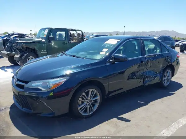 4T1BF1FK3GU128012 2016 TOYOTA CAMRY - Image 2