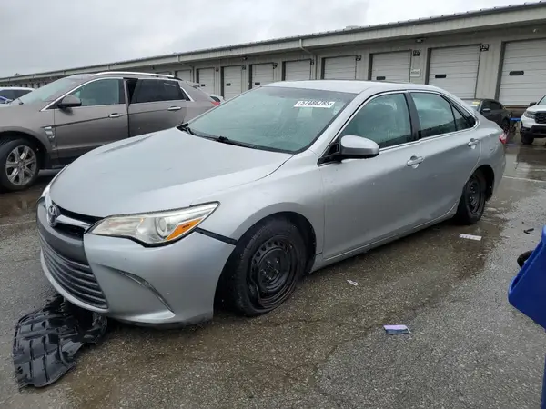 4T1BF1FK3GU128270 2016 TOYOTA CAMRY - Image 1