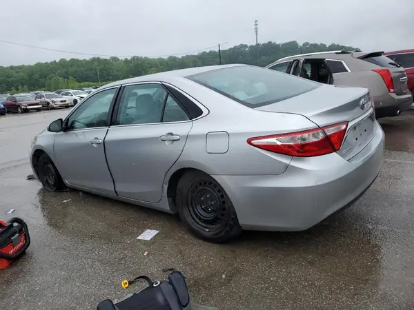 4T1BF1FK3GU128270 2016 TOYOTA CAMRY - Image 2