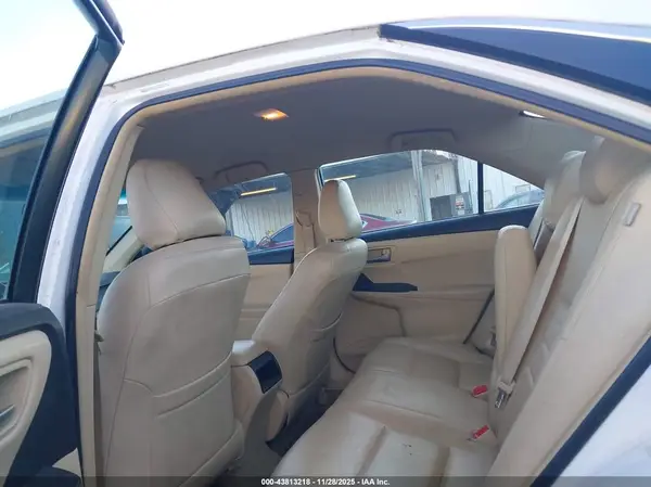 4T1BF1FK3GU129970 2016 TOYOTA CAMRY - Image 8