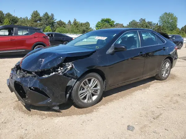 4T1BF1FK3GU133582 2016 TOYOTA CAMRY - Image 1