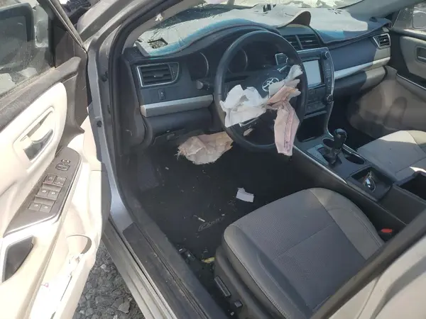 4T1BF1FK3GU139348 2016 TOYOTA CAMRY - Image 8
