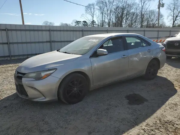 4T1BF1FK3GU142119 2016 TOYOTA CAMRY - Image 1