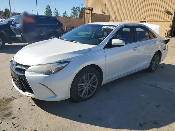 4T1BF1FK3GU149619 2016 TOYOTA CAMRY - Image 1
