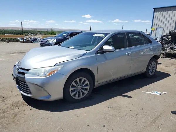 4T1BF1FK3GU158336 2016 TOYOTA CAMRY - Image 1