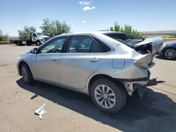 4T1BF1FK3GU158336 2016 TOYOTA CAMRY - Image 2