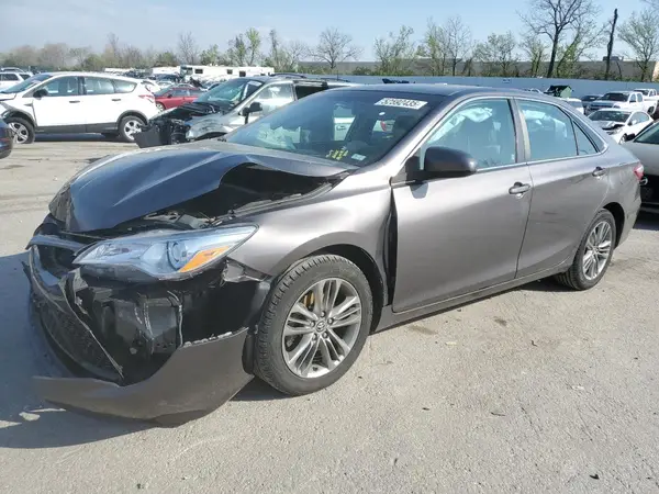 4T1BF1FK3GU159440 2016 TOYOTA CAMRY - Image 1