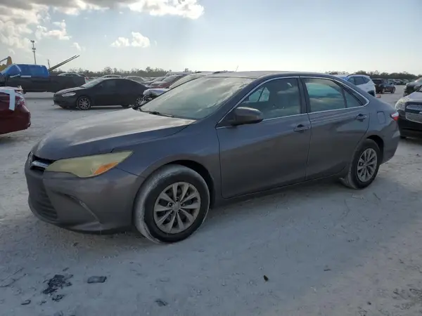 4T1BF1FK3GU160149 2016 TOYOTA CAMRY - Image 1