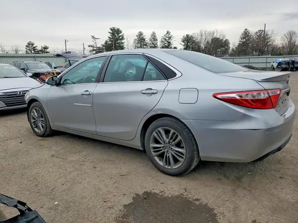 4T1BF1FK3GU169899 2016 TOYOTA CAMRY - Image 2