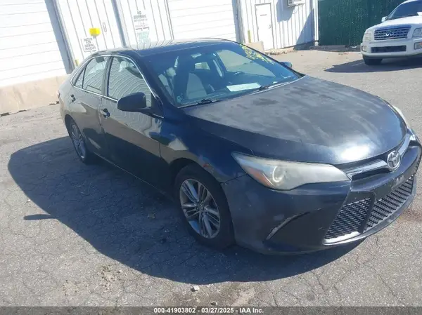 4T1BF1FK3GU170244 2016 TOYOTA CAMRY - Image 1