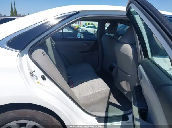 4T1BF1FK3GU177453 2016 TOYOTA CAMRY - Image 8
