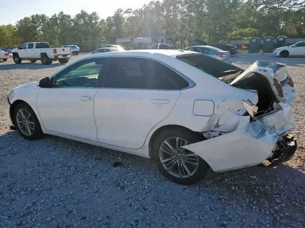 4T1BF1FK3GU177498 2016 TOYOTA CAMRY - Image 2