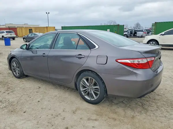 4T1BF1FK3GU179154 2016 TOYOTA CAMRY - Image 2
