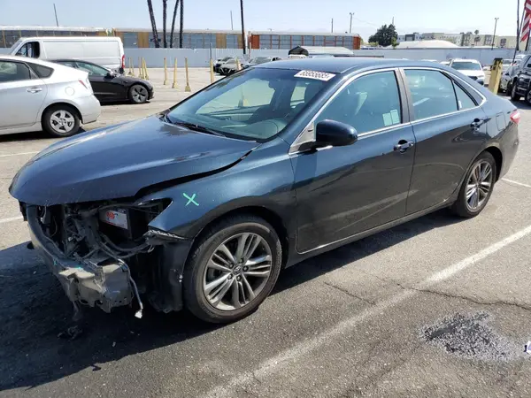 4T1BF1FK3GU180465 2016 TOYOTA CAMRY - Image 1