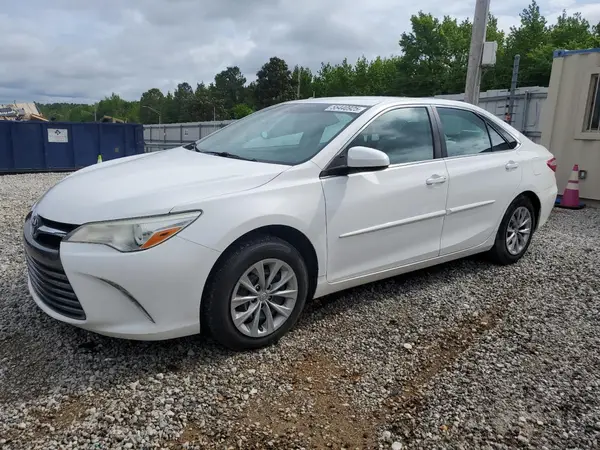 4T1BF1FK3GU180580 2016 TOYOTA CAMRY - Image 1