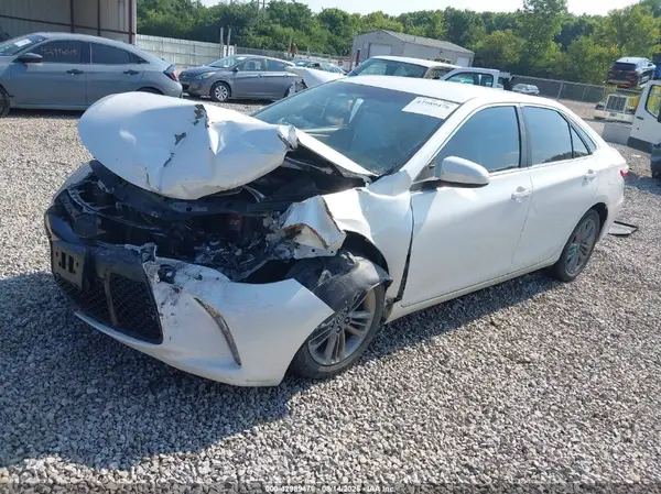 4T1BF1FK3GU181230 2016 TOYOTA CAMRY - Image 2