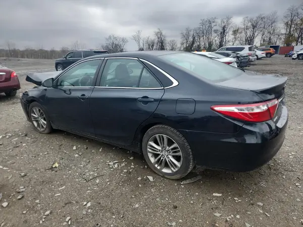 4T1BF1FK3GU183981 2016 TOYOTA CAMRY - Image 2