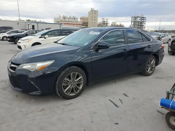 4T1BF1FK3GU186265 2016 TOYOTA CAMRY - Image 1