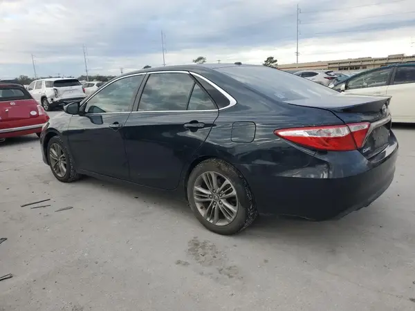 4T1BF1FK3GU186265 2016 TOYOTA CAMRY - Image 2