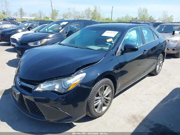 4T1BF1FK3GU197489 2016 TOYOTA CAMRY - Image 2
