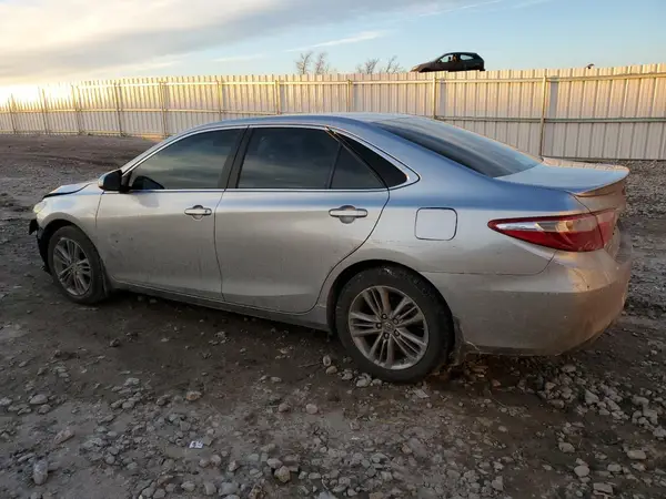 4T1BF1FK3GU203551 2016 TOYOTA CAMRY - Image 2