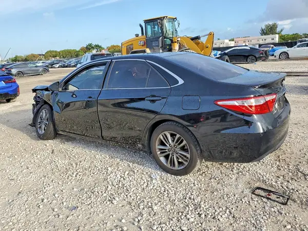 4T1BF1FK3GU208538 2016 TOYOTA CAMRY - Image 2