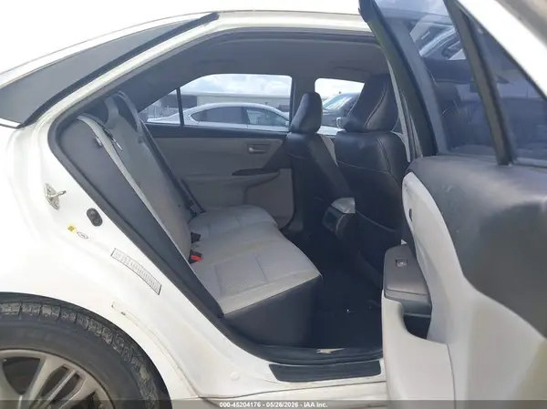 4T1BF1FK3GU209754 2016 TOYOTA CAMRY - Image 8