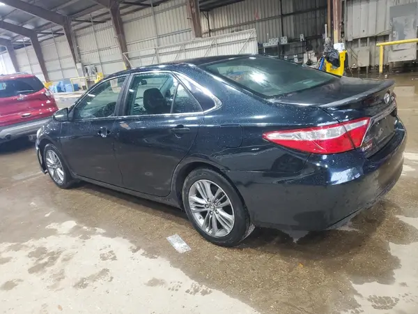 4T1BF1FK3GU212542 2016 TOYOTA CAMRY - Image 2