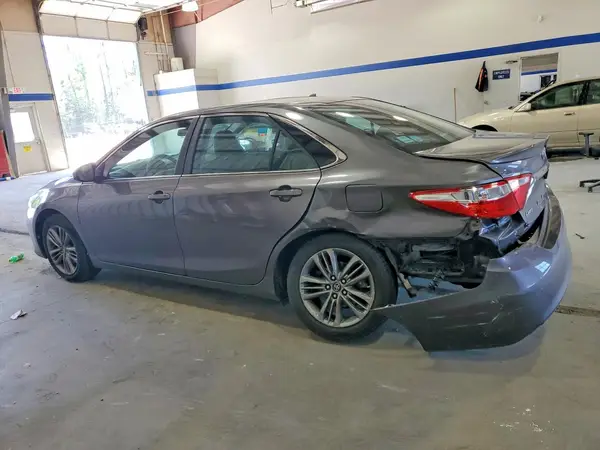 4T1BF1FK3GU216073 2016 TOYOTA CAMRY - Image 2