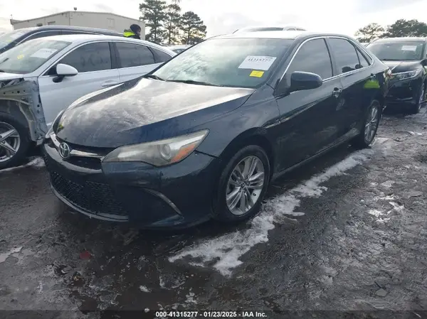 4T1BF1FK3GU216512 2016 TOYOTA CAMRY - Image 2