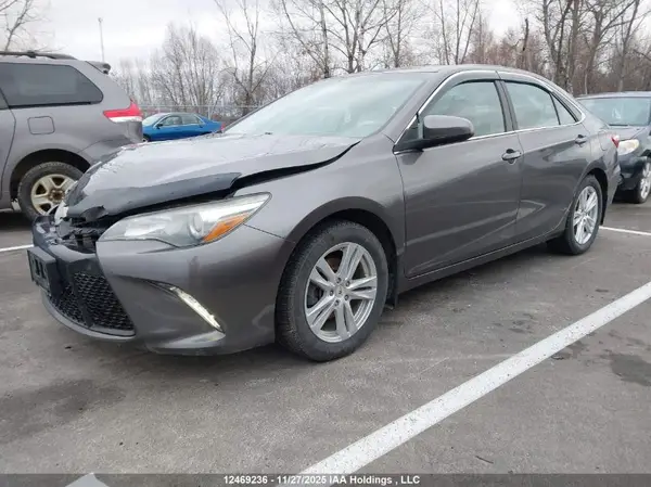 4T1BF1FK3GU219362 2016 TOYOTA CAMRY - Image 2