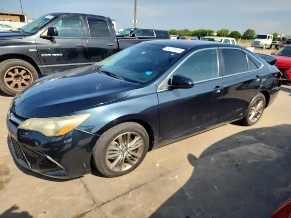 4T1BF1FK3GU225050 2016 TOYOTA CAMRY - Image 1