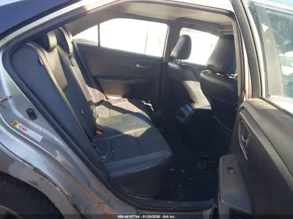 4T1BF1FK3GU227204 2016 TOYOTA CAMRY - Image 8
