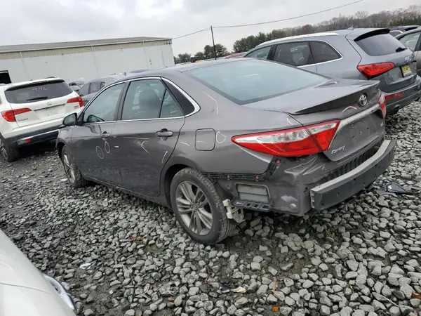 4T1BF1FK3GU234234 2016 TOYOTA CAMRY - Image 2