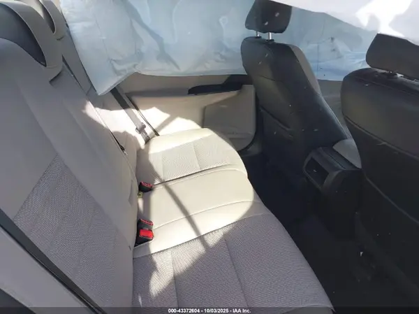 4T1BF1FK3GU234931 2016 TOYOTA CAMRY - Image 8
