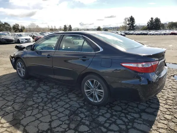 4T1BF1FK3GU237571 2016 TOYOTA CAMRY - Image 2