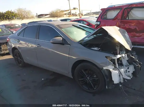 4T1BF1FK3GU241460 2016 TOYOTA CAMRY - Image 1