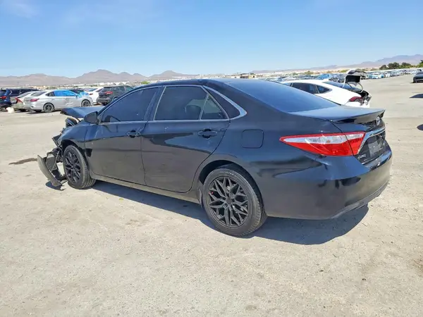 4T1BF1FK3GU242950 2016 TOYOTA CAMRY - Image 2