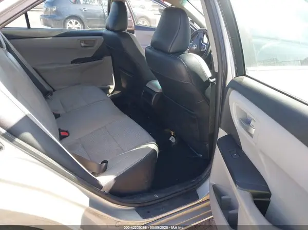 4T1BF1FK3GU243998 2016 TOYOTA CAMRY - Image 8