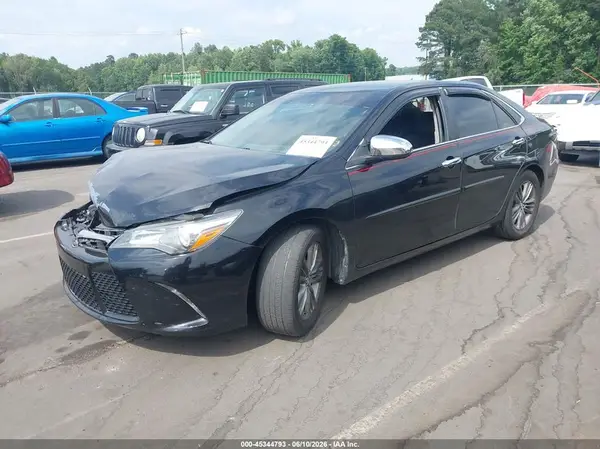 4T1BF1FK3GU245217 2016 TOYOTA CAMRY - Image 2