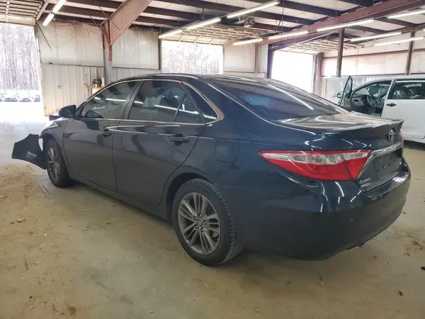 4T1BF1FK3GU250269 2016 TOYOTA CAMRY - Image 2