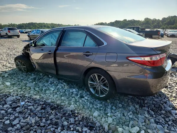 4T1BF1FK3GU253818 2016 TOYOTA CAMRY - Image 2