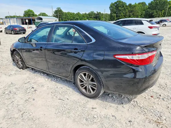 4T1BF1FK3GU261966 2016 TOYOTA CAMRY - Image 2
