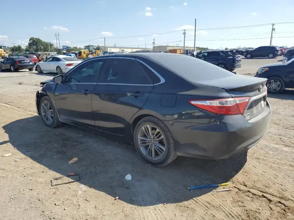 4T1BF1FK3GU263989 2016 TOYOTA CAMRY - Image 2