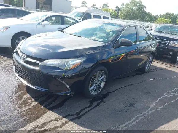 4T1BF1FK3GU266603 2016 TOYOTA CAMRY - Image 2