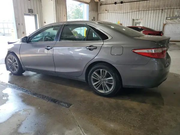 4T1BF1FK3GU504434 2016 TOYOTA CAMRY - Image 2